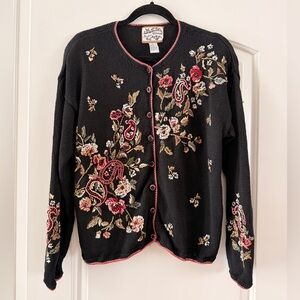 Vintage Heirloom Collectible Embroidered Cardigan – Size L